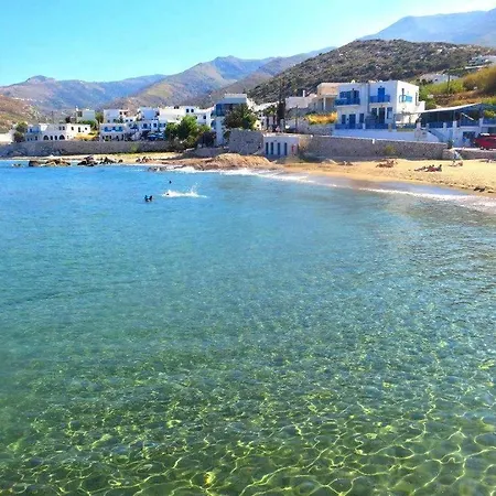 Ioanna's Apollon (Naxos)